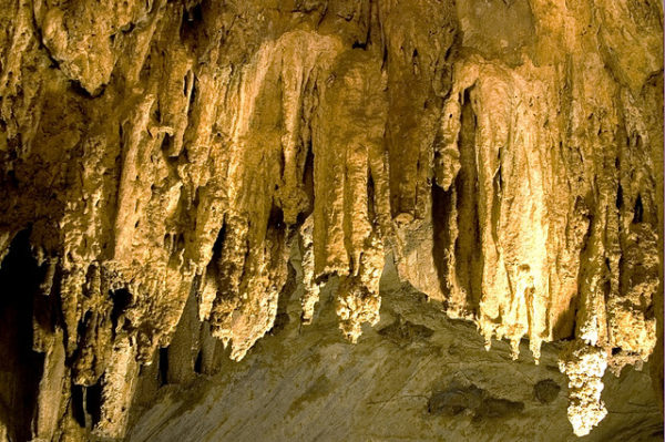 Discover the Gcwihaba Caves in Botswana – Afroculture.net