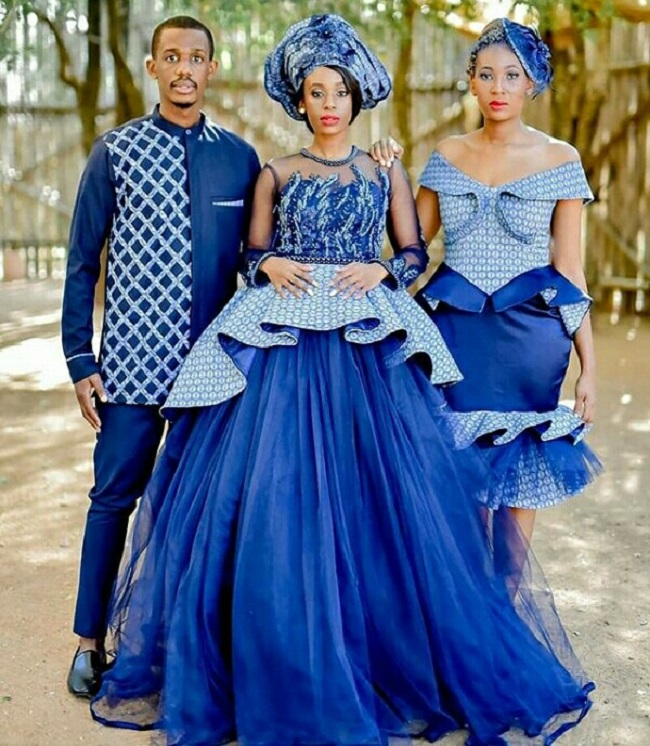 6 sublime South African women in shweshwe dresses - Afroculture.net