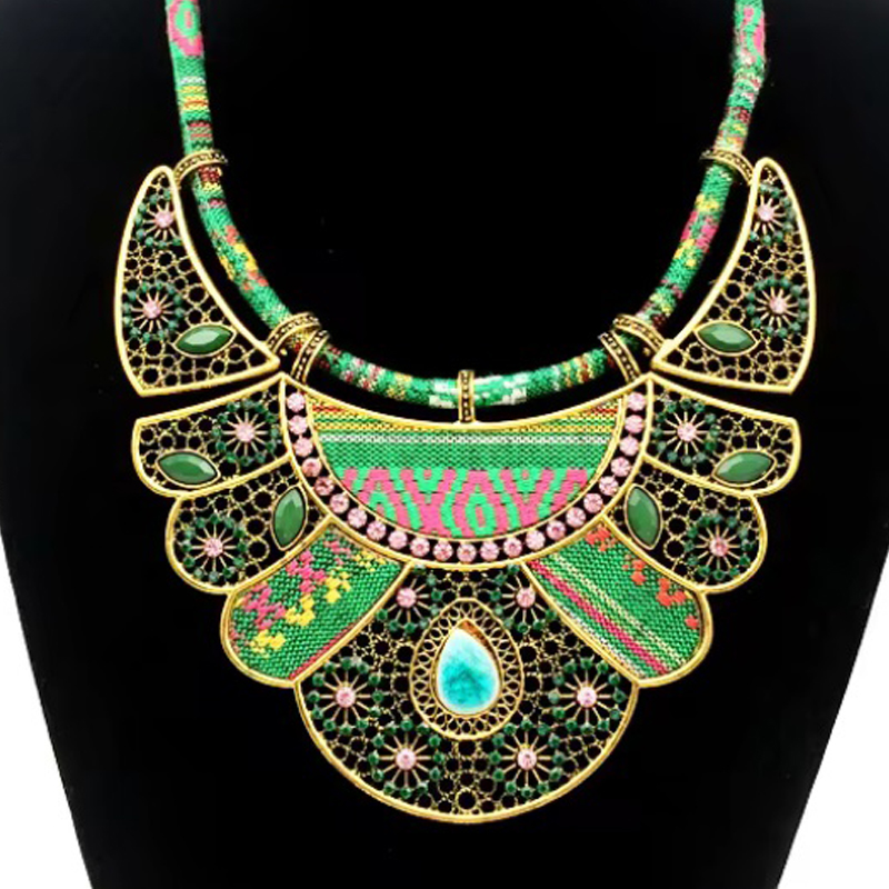 collier ethnique chic vert ethnic green necklace1